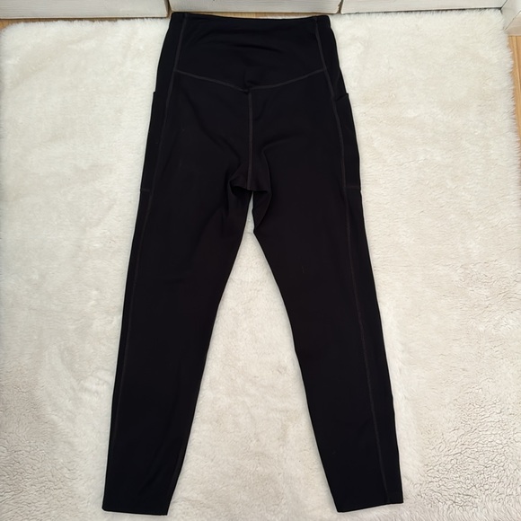 Girlfriend Collective Black Leggings with Pockets - Picture 2 of 7
